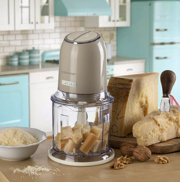 00C043803AR0 ARIETE električna sjeckalica Vintage 438/03 bež