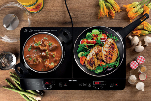 00C199800AR0 ARIETE indukcijska ploča prijenosna dvostruka 1998