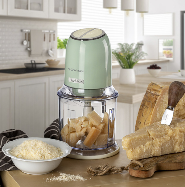 00C043804AR0 ARIETE električna sjeckalica Vintage 438/04 zelena