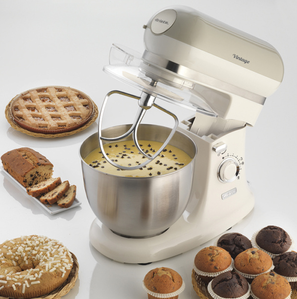 00C158803AR0 ARIETE mikser sa posudom Vintage 1588/03 bež