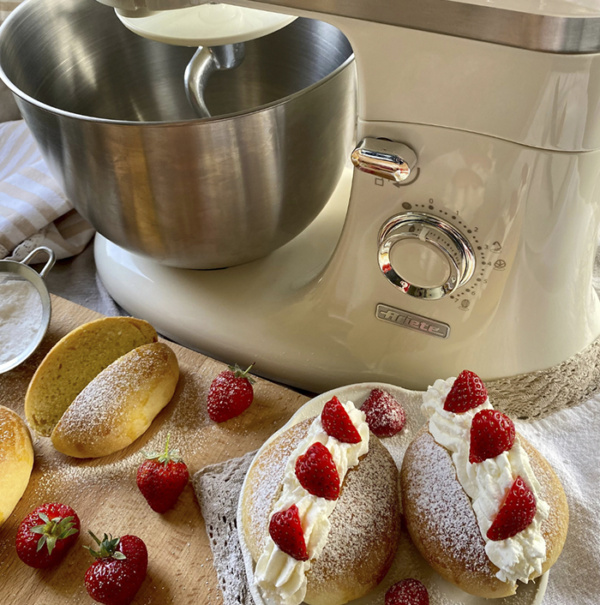 00C158804AR0 ARIETE mikser sa posudom Vintage 1588/04 zeleni