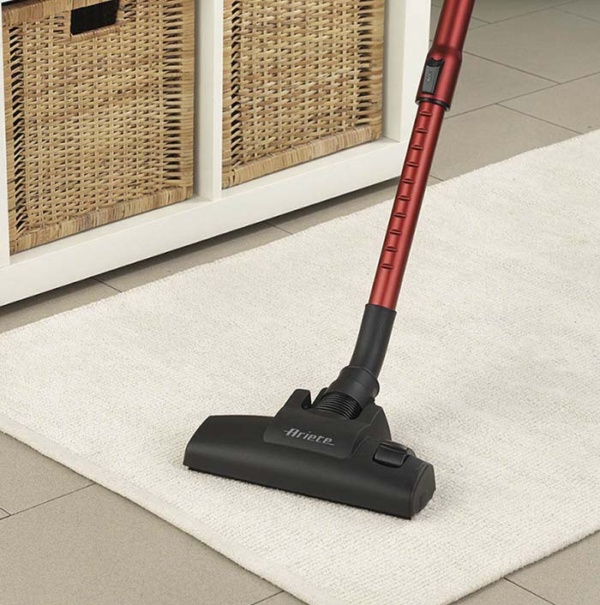 00P276110AR0/00P276100AR0 ARIETE štapni usisavač 2761